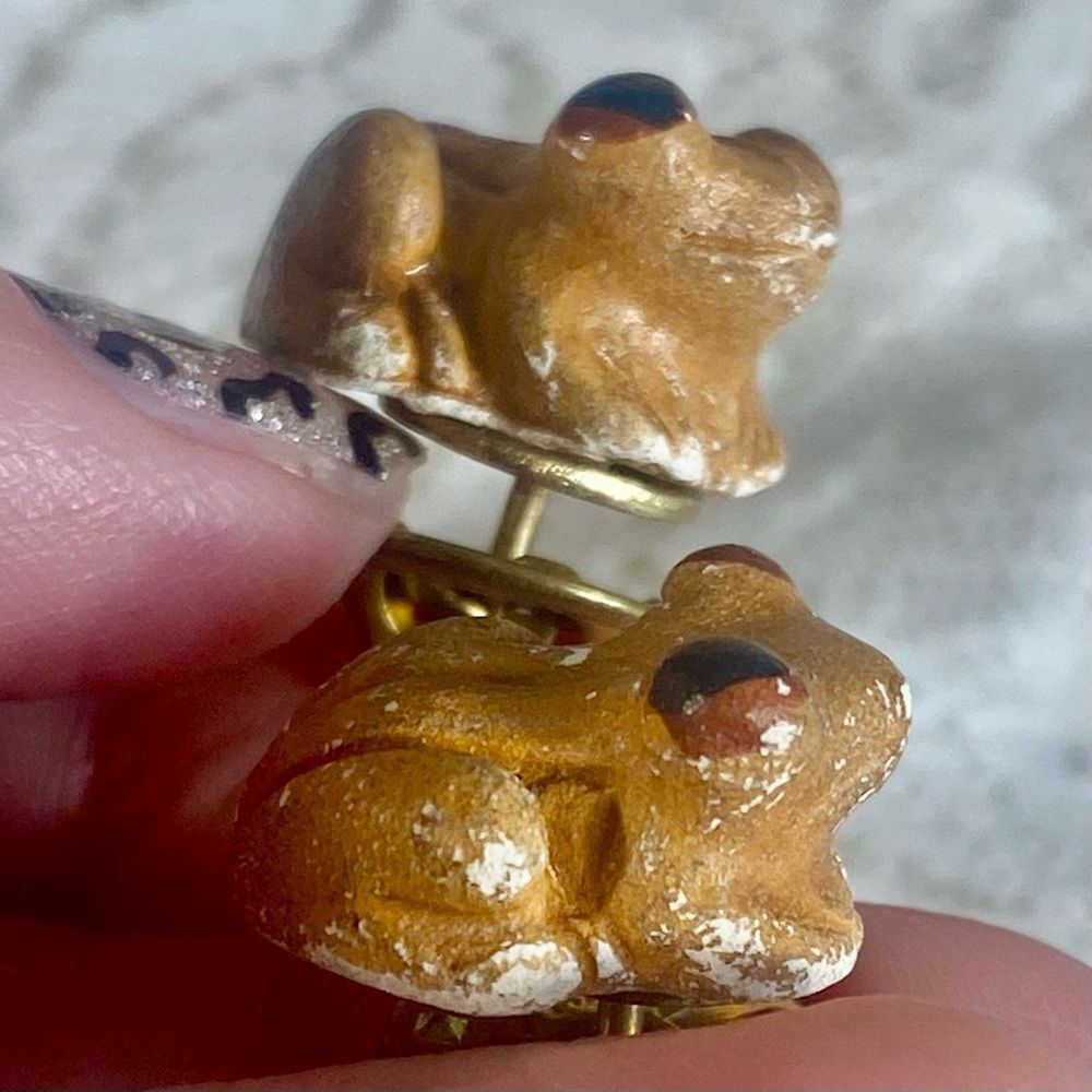 Vintage Frog Lapel Pins or Tie Tacks Set of Two Brown Resin Enameled Frogs